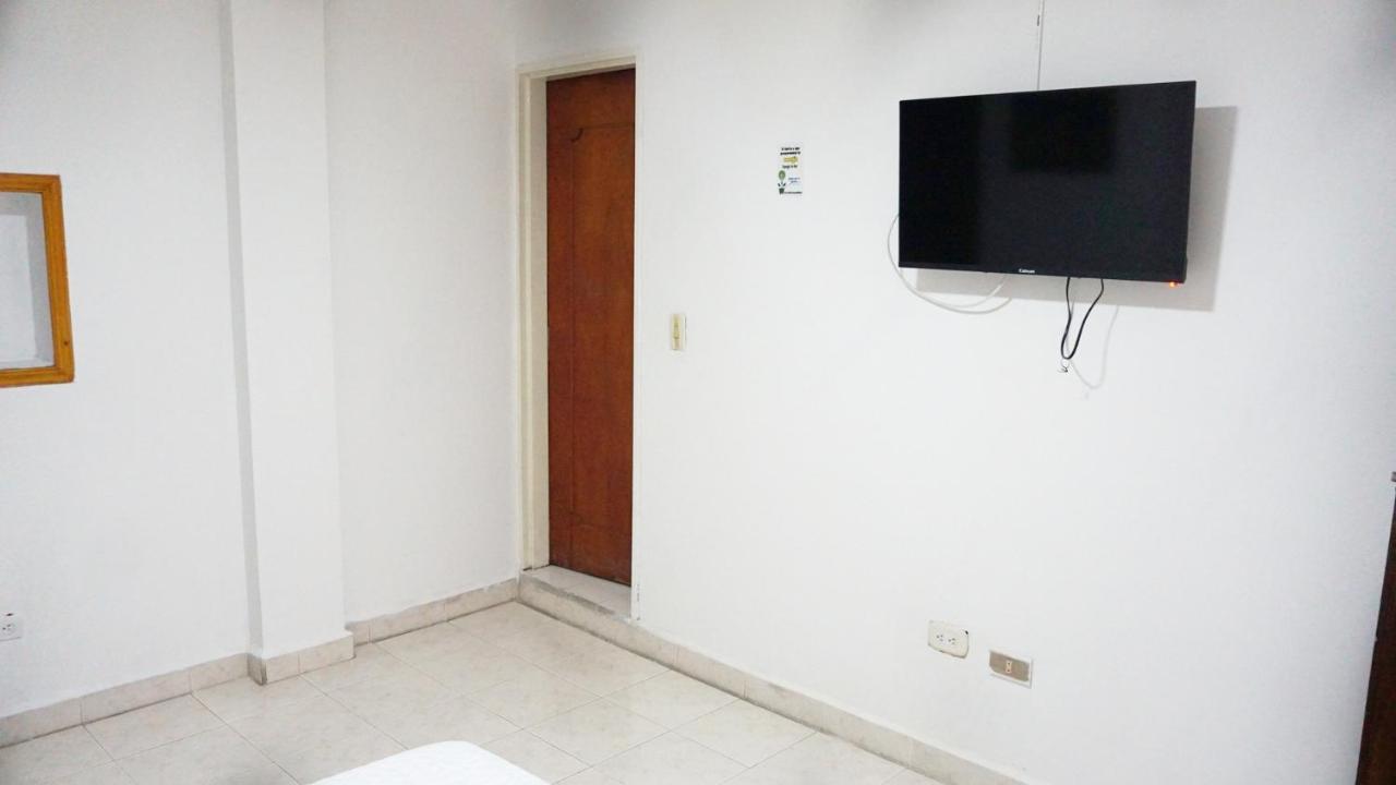 Hotel Cumanday Перейра Екстериор снимка